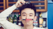 娱乐吃瓜君董子健,娱乐吃瓜界的“瓜王”